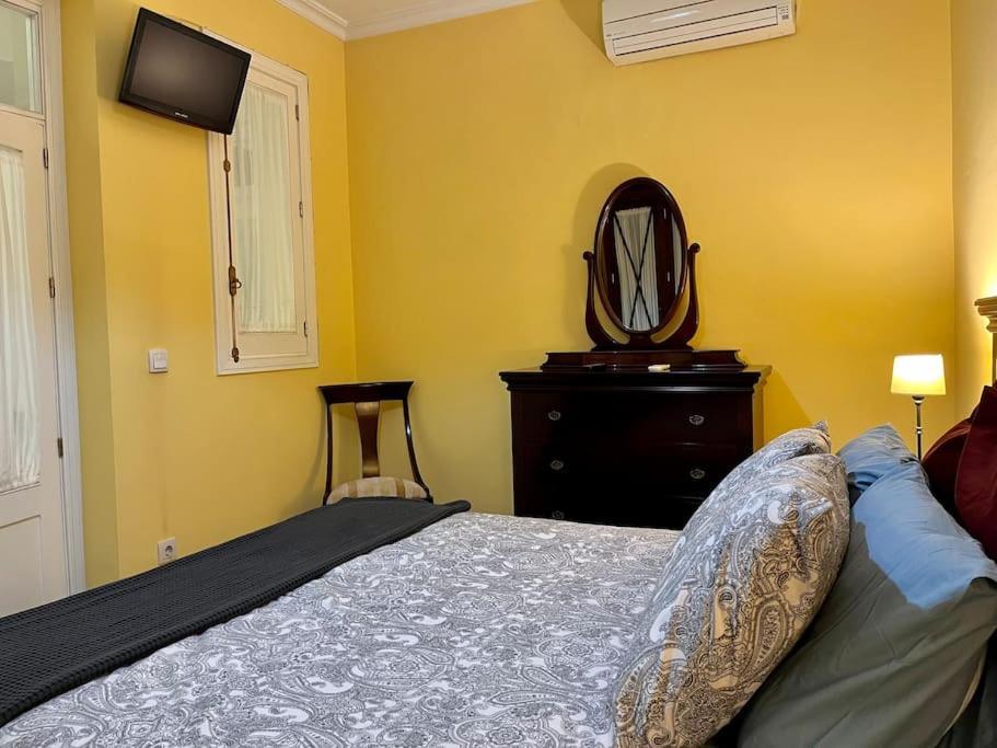 Apartamento Suite Alameda De Hercules Sevilla Exterior foto