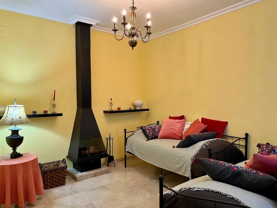 Apartamento Suite Alameda De Hercules Sevilla Exterior foto